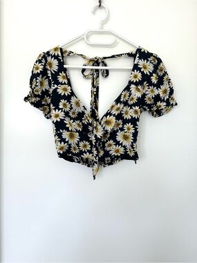 Daisy Tie-Front Crop Top - Black with Yellow Daisies